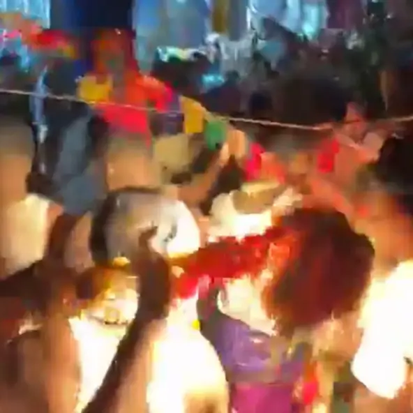 Stampedo odnio živote najmanje šestero ljudi u indijskom hramu