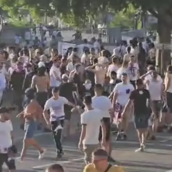 Drama oko Poljuda! Počeli neredi, pogledajte kaotične scene oko stadiona