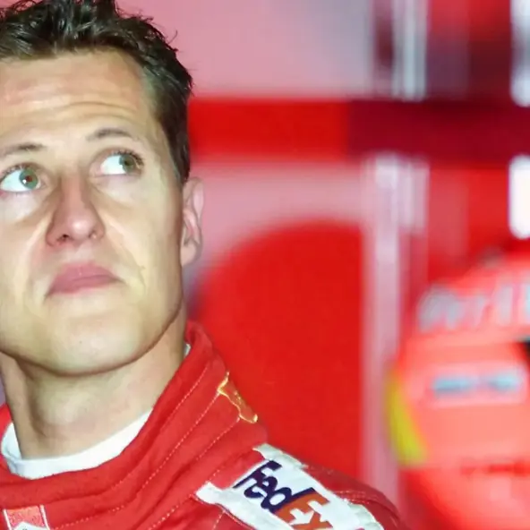 Michael Schumacher potpisao kacigu Jackieju Stewartu - 'Nešto ovako emocionalno nismo vidjeli godinama'