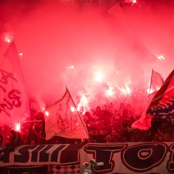Torcida transparentom poslala poruku uoči derbija Hajduk Dinamo