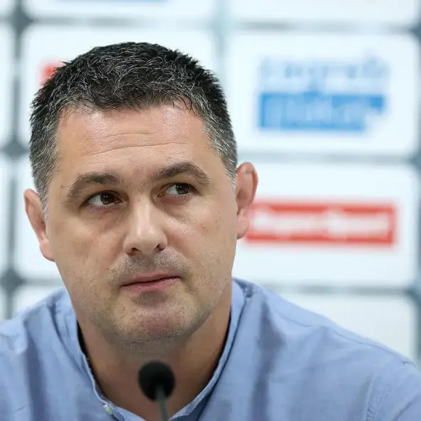 Kosta Kostanjević kupio stan i aute, a 15 mjeseci nije trošio plaću