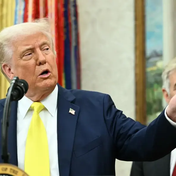Trump najavio sankcije bilo kome tko kupi naftu od Irana